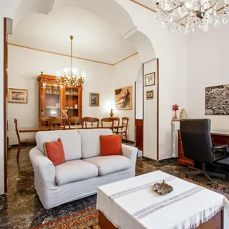 Apartment Spacious In With Mountain View. Cava De' Tirreni