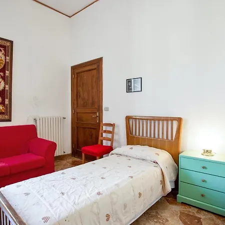 Spacious In With Mountain View. * Cava De' Tirreni