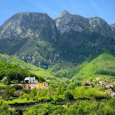 Spacious In With Mountain View. * Cava De' Tirreni